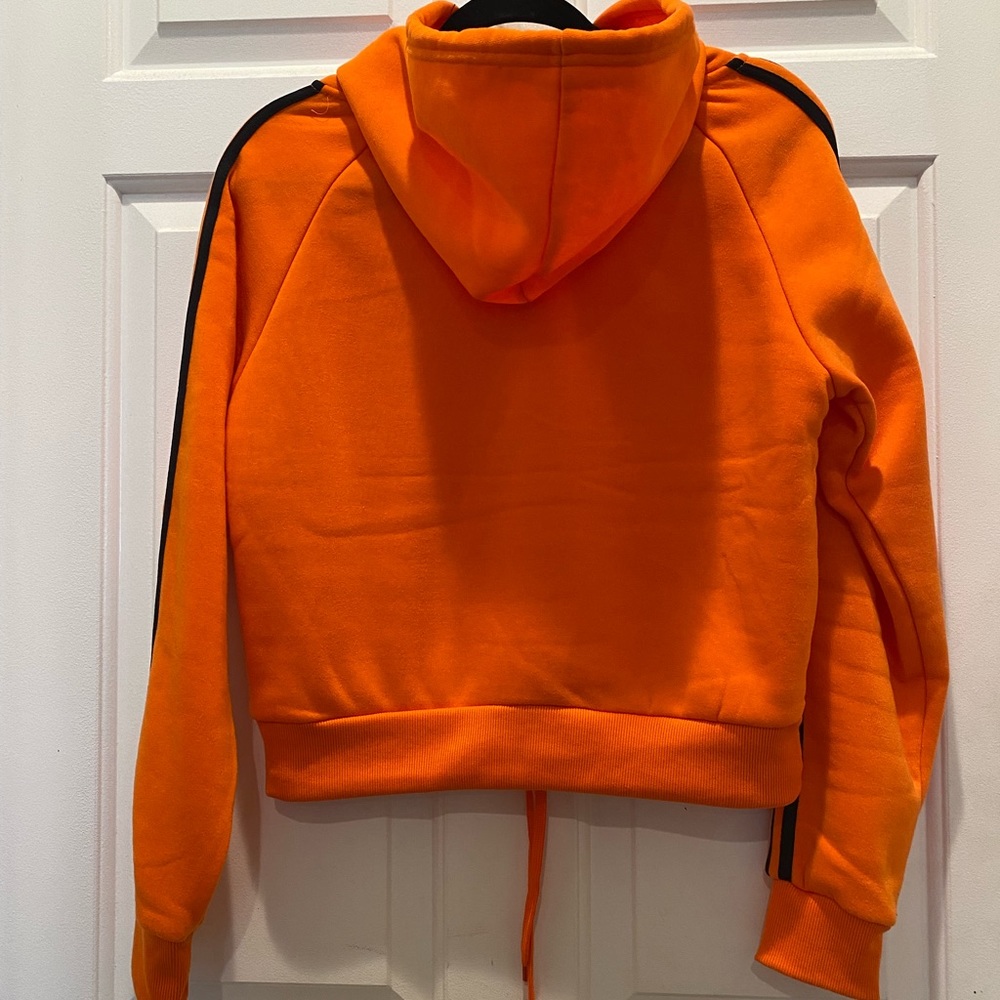 Jogger Set - Picture 3 of 7